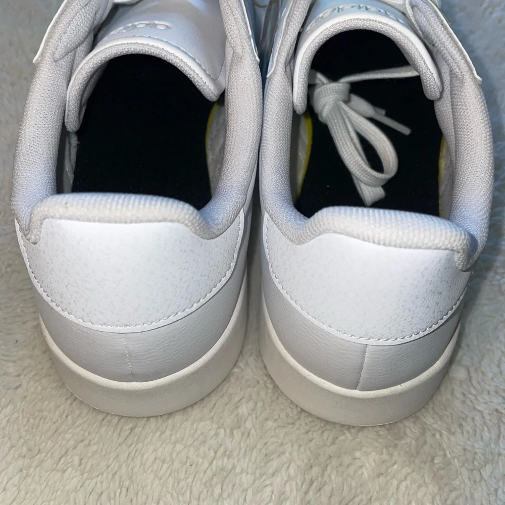 Adidas Barreda Men’s White Sneakers - Picture 5 of 9